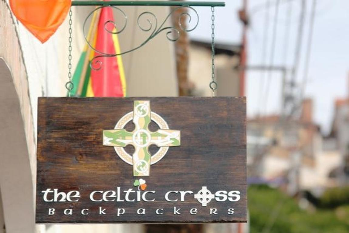 苏克雷 The Celtic Cross酒店 外观 照片